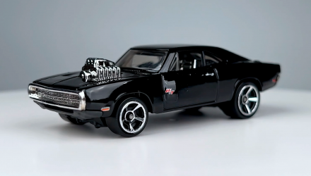 Тематическая Машинка Hot Wheels '70 Dodge Charger R/T Fast & Furious 1:64 HNR88/HNT11 Black - Retromagaz, image 2