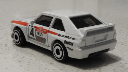 Машинка Базовая Hot Wheels '84 Audi Sport Quattro Baja Blazers 1:64 FWG04 White - Retromagaz, image 3