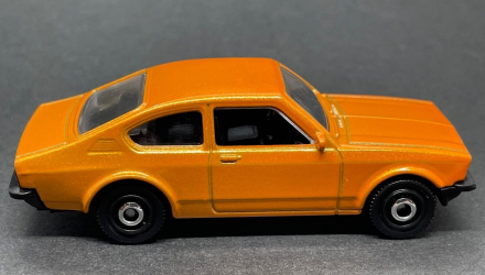 Машинка Велике Місто Matchbox Opel 1975 Opel Kadett Highway 1:64 HLC86/HKW72 Orange - Retromagaz, image 4