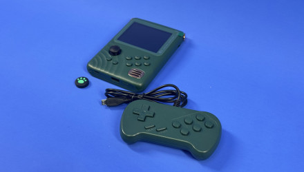 Консоль RMC E2 with Power Bank 6000 mAh + 1000 Вбудованих Ігор Green - Retromagaz, image 2