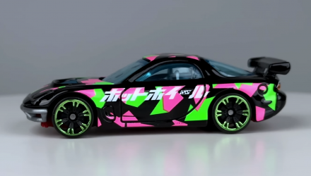 Тематическая Машинка Hot Wheels '95 Mazda RX-7 Drift Neon Speeders 1:64 HLH72/HRW70 Black - Retromagaz, image 4