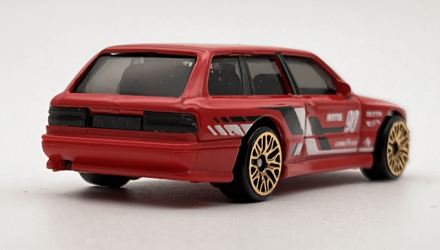 Машинка Базовая Hot Wheels BMW M3 Wagon Modified 1:64 HTD89 Red - Retromagaz, image 2