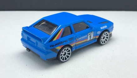 Машинка Базовая Hot Wheels '84 Audi Sport Quattro Rally Champs 1:64 HCX60 Blue - Retromagaz, image 3