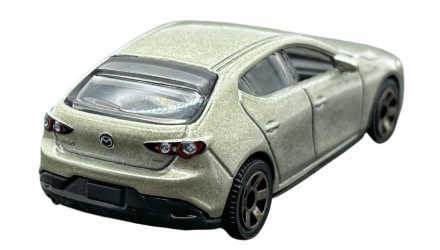 Машинка Велике Місто Matchbox 2019 Mazda 3 Roadtrip 1:64 HVP04 Gold - Retromagaz, image 3