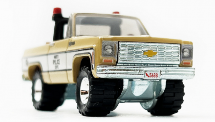 Машинка Premium Hot Wheels '75 Chevy Blazer Custom Jaws Rep. Entertainment 1:64 HKC24 Tan - Retromagaz, image 5