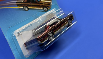 Тематична Машинка Hot Wheels '65 Pontiac GTO Ultra Hots 1:64 JBY65 Brown - Retromagaz, image 3