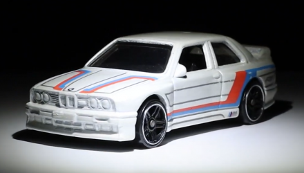 Тематическая Машинка Hot Wheels '92 BMW M3 BMW 1:64 DJM81 White - Retromagaz, image 2