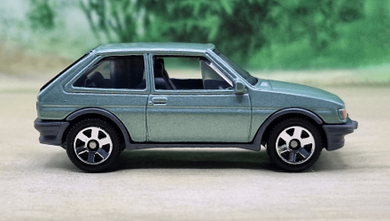 Машинка Велике Місто Matchbox 1983 Ford Fiesta MK 2 Metro 1:64 JBR40 Green - Retromagaz, image 3