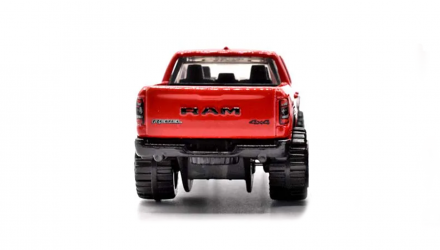 Машинка Базовая Hot Wheels '23 Ram 1500 Factory Fresh 1:64 HXB33 Red - Retromagaz, image 4