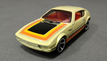 Машинка Базовая Hot Wheels Volkswagen SP2 Volkswagen 1:64 FYD62 Yellow - Retromagaz, image 2