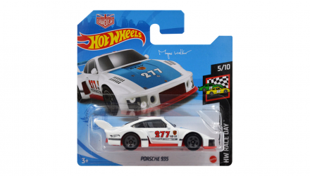 Машинка Базова Hot Wheels Magnus Walker Urban Outlaw Porsche 935 Race Day 1:64 GTB65 White - Retromagaz, image 1