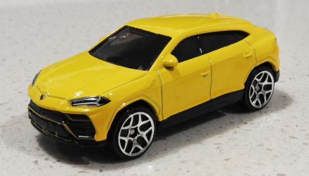 Машинка Базовая Hot Wheels '17 Lamborghini Urus Exotics 1:64 GHB36 Yellow - Retromagaz, image 2