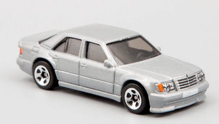 Машинка Базовая Hot Wheels Mercedes-Benz 500 E Factory Fresh 1:64 GTB73 Silver - Retromagaz, image 2