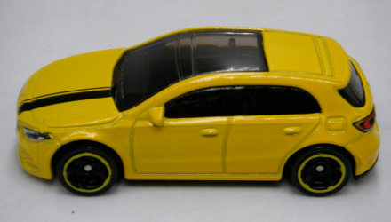 Машинка Базовая Hot Wheels '19 Mercedes-Benz A-Class Hatchbacks 1:64 HCW78 Yellow - Retromagaz, image 5