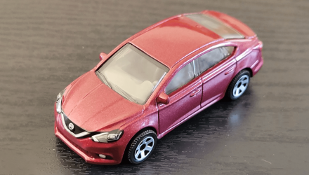 Машинка Велике Місто Matchbox 2016 Nissan Sentra Metro 1:64 HVN58 Red - Retromagaz, image 1