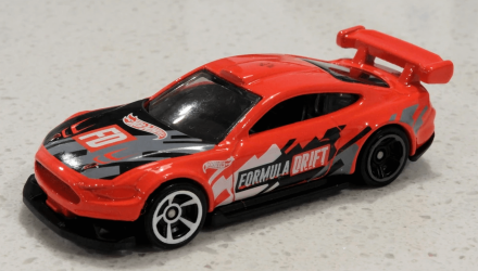 Машинка Базова Hot Wheels Formula Drift Custom '18 Ford Mustang GT Drift 1:64 GTC45 Red - Retromagaz, image 2