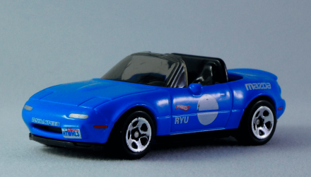 Машинка Базовая Hot Wheels '91 Mazda MX-5 Miata Speed Graphics 1:64 FYB66 Blue - Retromagaz, image 2