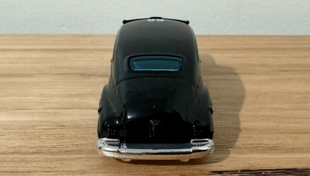 Машинка Базовая Hot Wheels '47 Chevy Fleetline Treasure Hunts First Response 1:64 HTF15 Black - Retromagaz, image 5