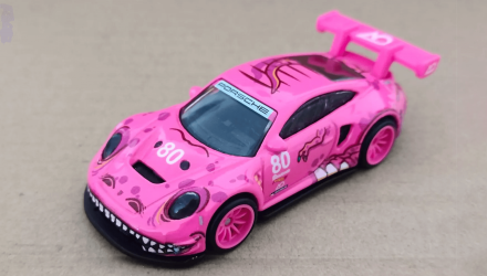 Машинка Premium Hot Wheels "Rexy" Porsche 911 GT3 R (992) Chase Race Day 1:64 HRV96 Pink - Retromagaz, image 1