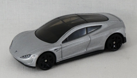 Машинка Базова Hot Wheels Tesla Roadster Exotics 1:64 HCV04 Silver - Retromagaz, image 5