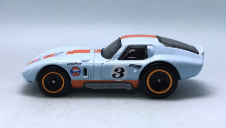 Машинка Базовая Hot Wheels Shelby Cobra Daytona Coupe Gulf Race Day 1:64 HTC77 Blue - Retromagaz, image 3