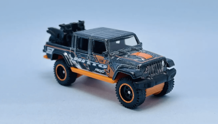 Машинка Базова Hot Wheels '20 Jeep Gladiator Super Treasure Hunt STH Dirt 1:64 JBC40 Black - Retromagaz, image 1