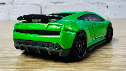 Машинка Базова Hot Wheels Lamborghini Gallardo LP 570-4 Superleggera 2011 New Models 1:64 T9679 Green - Retromagaz, image 3