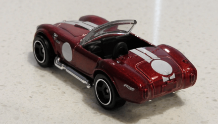 Машинка Базовая Hot Wheels Shelby Cobra 427 S/C Muscle Mania 1:64 GTB48 Red - Retromagaz, image 3