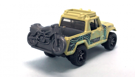 Машинка Базовая Hot Wheels '67 Jeepster Commando Hot Trucks 1:64 HKJ02 Tan - Retromagaz, image 3