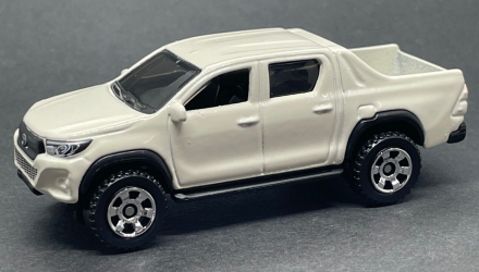 Машинка Велике Місто Matchbox 2018 Toyota Hilux Off-Road 1:64 HLD25 White - Retromagaz, image 2