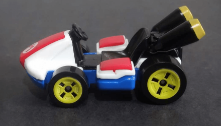 Машинка Базова Hot Wheels Mario Standart Kart Screen Time 1:64 HYW83 Red - Retromagaz, image 2