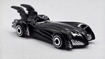 Машинка Базовая Hot Wheels Batman & Robin Batmobile Batman 1:64 HTD51 Blue - Retromagaz, image 3