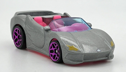 Машинка Базовая Hot Wheels Barbie Extra Tooned 1:64 HCT35 Metallic Silver - Retromagaz, image 6