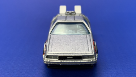 Машинка Базовая Hot Wheels DeLorean DMC-12 Back to the Future Time Machine Screen Time 1:64 HCV54 HHF15 Silver - Retromagaz, image 5