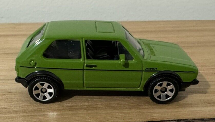 Машинка Велике Місто Matchbox 1976 Volkswagen Golf GTI MK1 Metro 1:64 HLC96 Green - Retromagaz, image 3