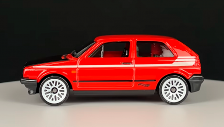 Тематична Машинка Hot Wheels Volkswagen Golf MK2 Volkswagen 1:64 HDH47 Red - Retromagaz, image 4