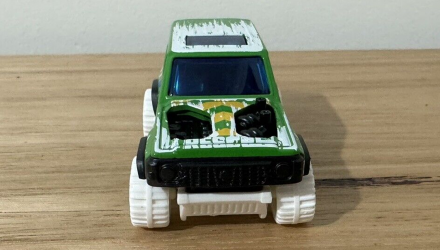 Машинка Базовая Hot Wheels Nissan Patrol Custom First Response 1:64 HTC89 Green - Retromagaz, image 3