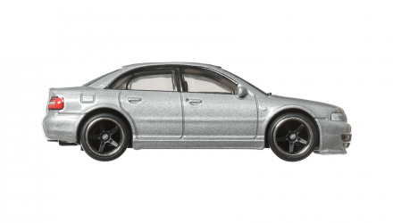 Машинка Premium Hot Wheels Audi S4 Quattro World Tour 1:64 HRV81 Silver - Retromagaz, image 3