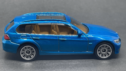 Машинка Большой Город Matchbox 2012 BMW 3 Series Touring Roadtrip 1:64 JBP14 Blue - Retromagaz, image 3