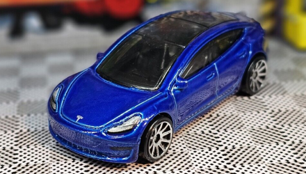 Машинка Базовая Hot Wheels Tesla Model 3 Factory Fresh 1:64 GHF32 Blue - Retromagaz, image 2