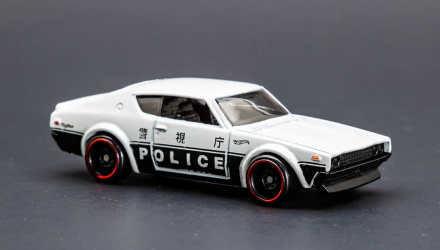 Машинка Базовая Hot Wheels Nissan Skyline 2000 GT-R Police Rescue 1:64 FYC81 White - Retromagaz, image 2