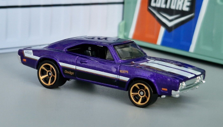 Машинка Базова Hot Wheels '69 Dodge Charger 500 Then and Now 1:64 HKJ46 Purple - Retromagaz, image 2