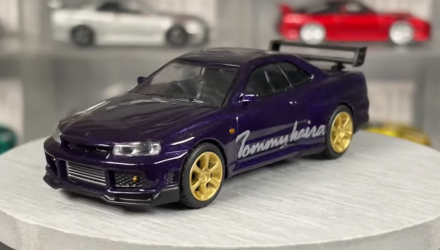 Машинка Premium MINI GT Nissan Skyline GT-R (R34) Tommykaira R-z 1:64 Purple - Retromagaz, image 2