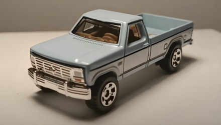 Машинка Велике Місто Matchbox 1986 Ford F-150 Highway 1:64 HYC15 Blue - Retromagaz, image 2