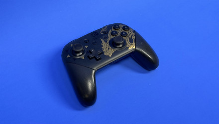 Геймпад Беспроводной Nintendo Switch Pro Controller Monster Hunter Rise Limited Edition Black Gold Б/У - Retromagaz, image 2