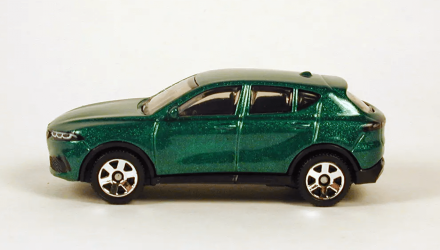 Машинка Велике Місто Matchbox 2023 Alfa Romeo Tonale Roadtrip 1:64 HVN47 Green - Retromagaz, image 3