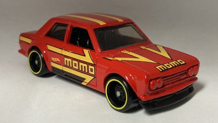 Машинка Базовая Hot Wheels '71 Datsun 510 MOMO Nightburnerz 1:64 FYD14 Red - Retromagaz, image 6