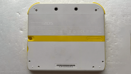 Консоль Nintendo 2DS Модифицированная 32GB White Yellow + 10 Встроенных Игр Б/У - Retromagaz, image 3