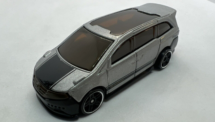 Тематическая Машинка Hot Wheels Honda Odyssey Honda 70th Anniversary 1:64 FKD30 Silver - Retromagaz, image 2