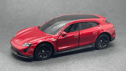 Тематична Машинка Matchbox Porsche Taycan GTS Sport Turismo Moving Parts 1:64 FWD28/HVM84 Red - Retromagaz, image 1